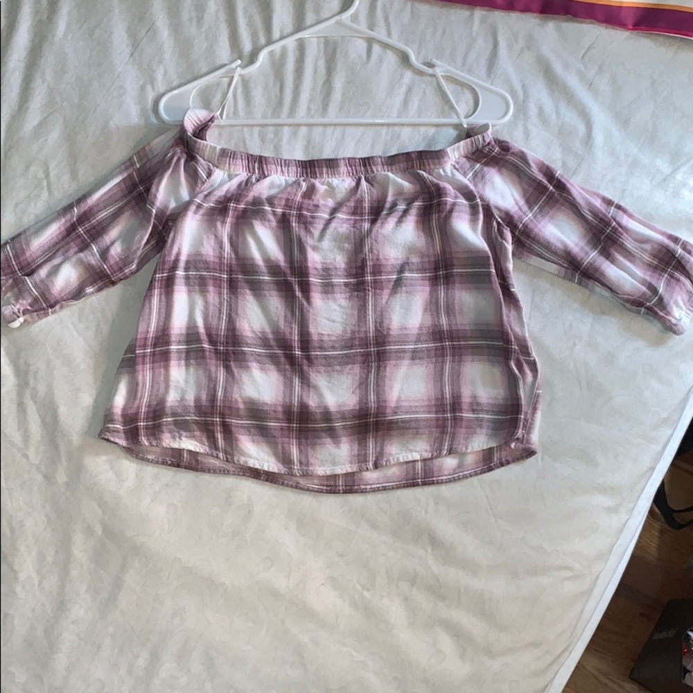 Size Small Off-The-Shoulder Garage Blouse